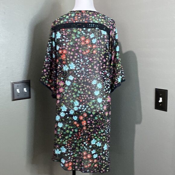 Emory Park Floral Kimono Shawl Open Front Cardigan - Picture 7 of 11